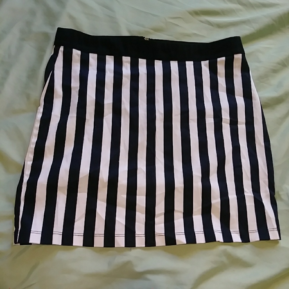F21 Striped Mini Skirt!!